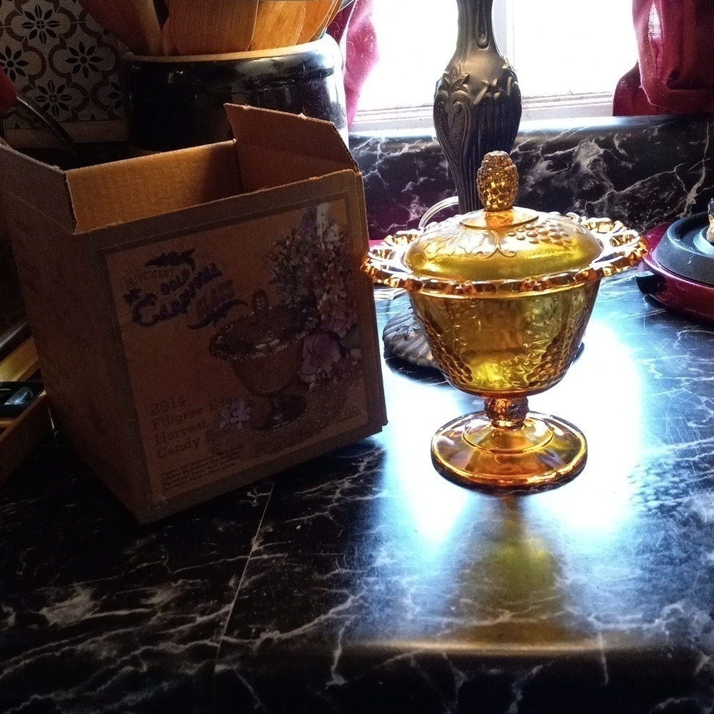 Vintage Indiana Glass amber iridescent Gold Carnival Glass candy dish in origina